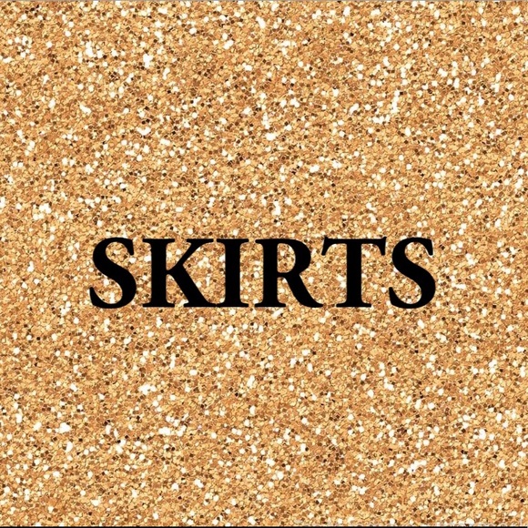 Skirts - Picture 3 of 4